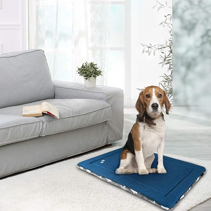 KROSER Fancy Crate Pad Bed Mat Reversible (Cool & Warm), Machine Washable, for Small to XXX-Large Dogs, Grey, Navy, Star Pattern