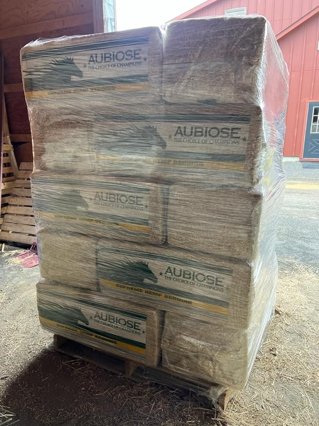 High Grade French Hemp Bedding, 44lb (400L) Jumbo Bulk Bag of Extremely Low Dust Shavings for Horses, Chickens, Small Animals, Rats, Guinea Pigs, Bunny Rabbits, Reptiles, Good Chicken Coop Bedding